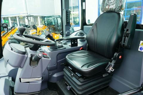 [3600-5735327-3.jpg]
