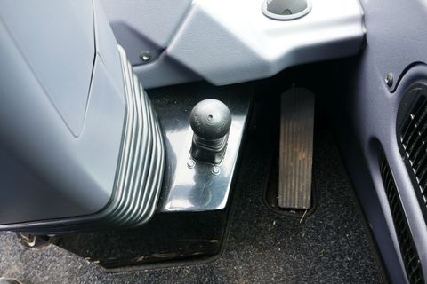 [3600-5735327-5.jpg]