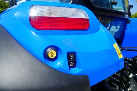 [3600-5844184-13.jpg]