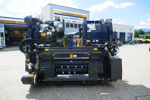 [3600-5876991-4.jpg]