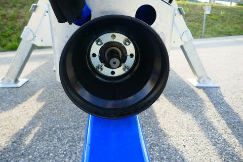 [3600-5913747-6.jpg]