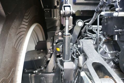 [3600-5914564-5.jpg]