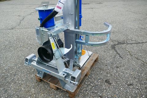 [3600-5923184-7.jpg]