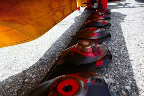 [3600-5981744-4.jpg]