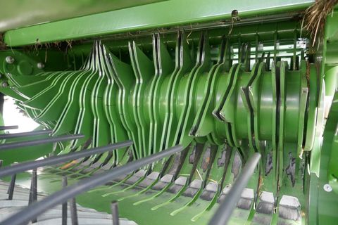 [3600-6069356-3.jpg]