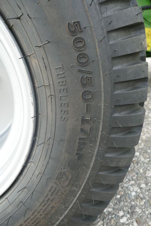 [3600-6069356-9.jpg]