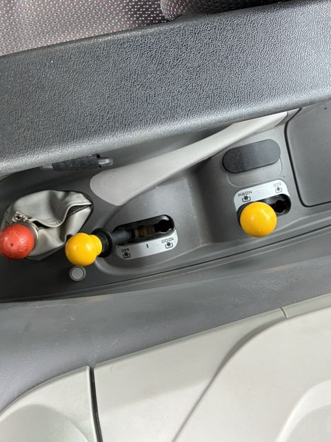 [3600-6130660-13.jpg]