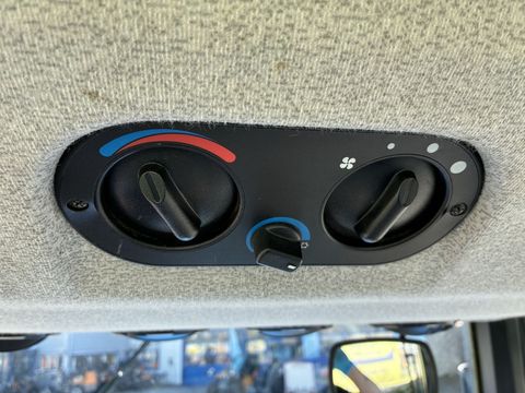 [3600-6157744-5.jpg]