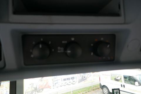 [3600-6157848-11.jpg]