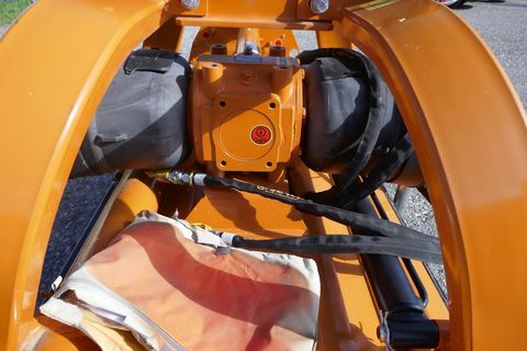 [3600-6197483-10.jpg]