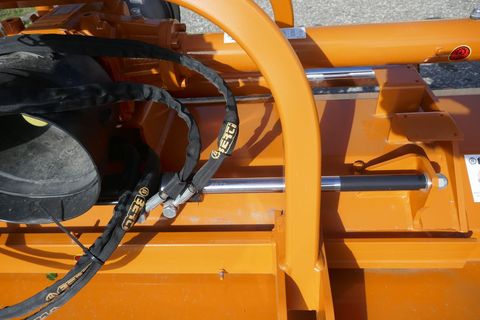 [3600-6197483-7.jpg]