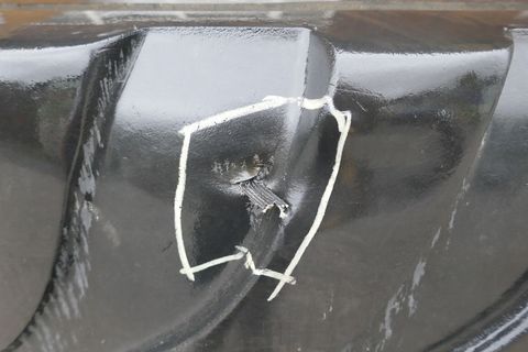 [3600-6210399-4.jpg]