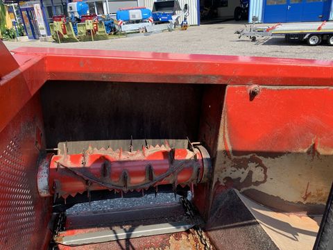 [3600-6216345-12.jpg]