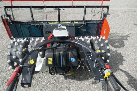 [3600-6250240-6.jpg]