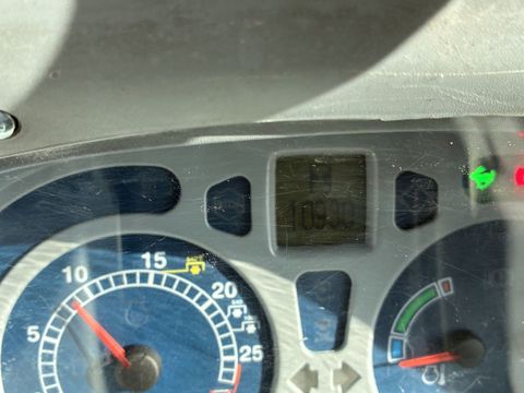 [3600-6278905-8.jpg]