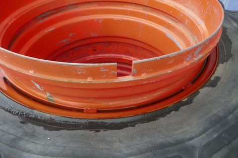 [3600-6391378-6.jpg]