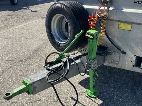 [3600-6409385-7.jpg]