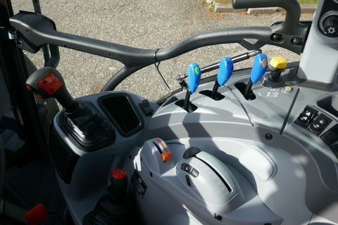 [3600-6448544-8.jpg]