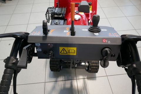 [3600-6457898-7.jpg]
