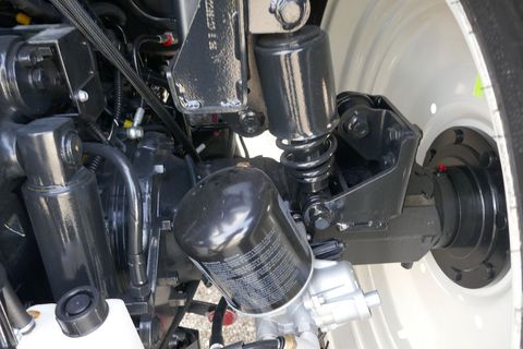 [3600-6470133-7.jpg]