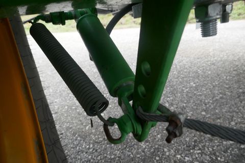 [3600-6499595-8.jpg]