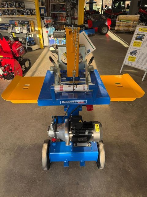 [3600-6518903-4.jpg]