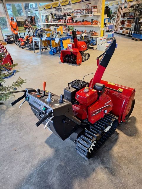 [3600-6542767-5.jpg]