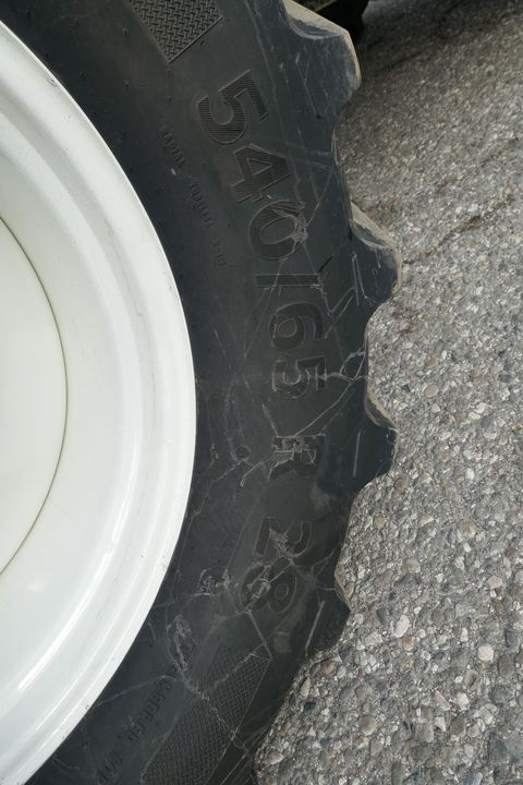 [3600-6549464-12.jpg]