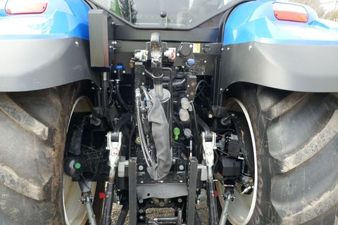 [3600-6549464-4.jpg]