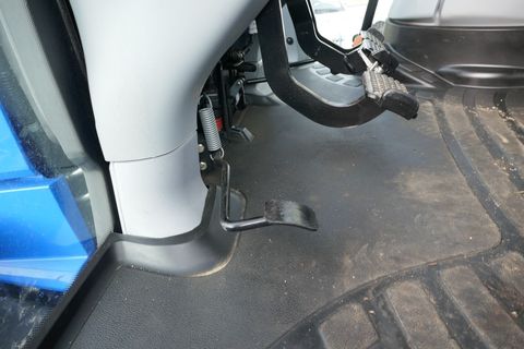 [3600-6549464-7.jpg]