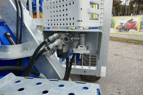 [3600-6559160-11.jpg]