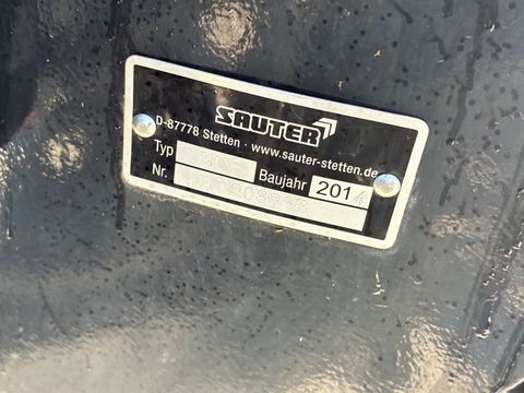 [3600-6649749-11.jpg]