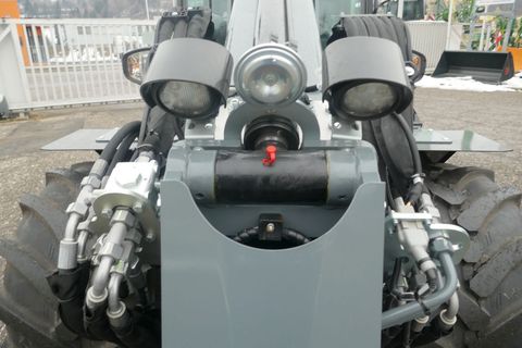 [3600-6663643-15.jpg]