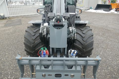 [3600-6663643-6.jpg]