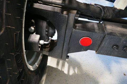 [3600-6679333-4.jpg]