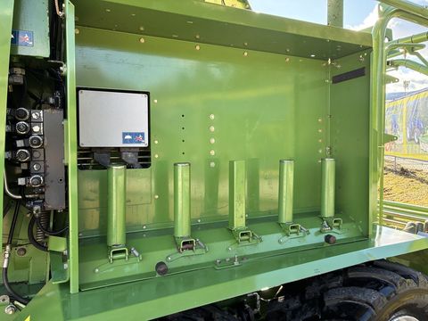 [3600-6725655-10.jpg]