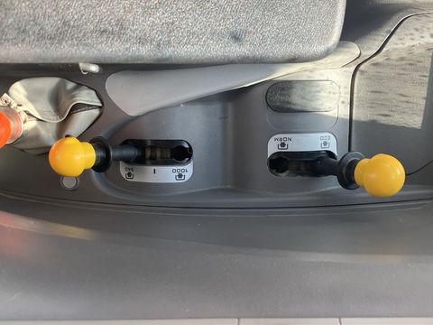 [3600-6753375-9.jpg]