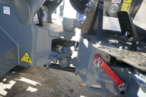 [3600-6757690-11.jpg]