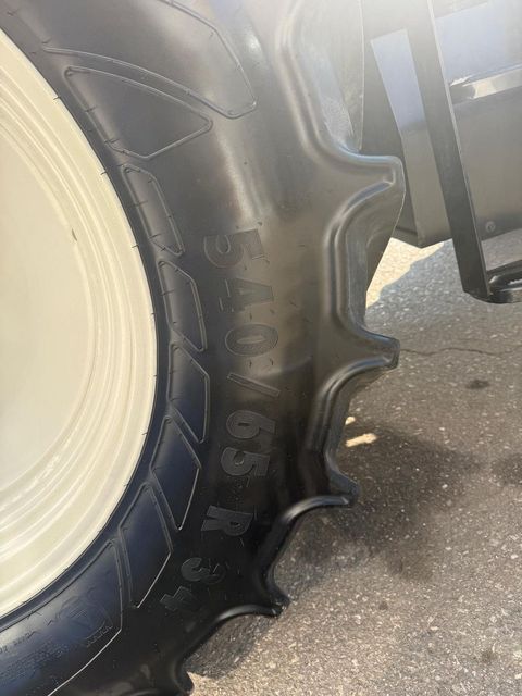 [3600-6769362-4.jpg]