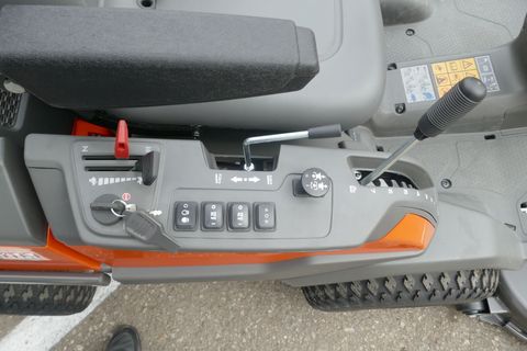 [3600-6818952-5.jpg]