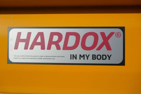 [3600-6888580-5.jpg]