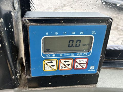 [3600-6929949-11.jpg]