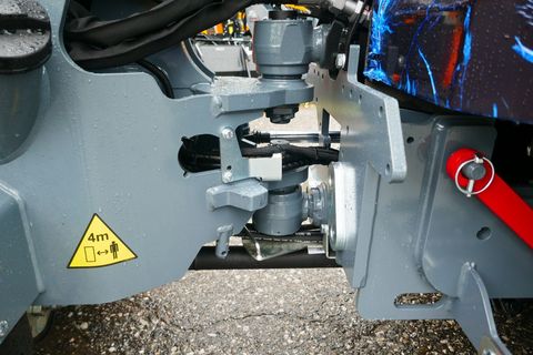 [3600-7128800-11.jpg]