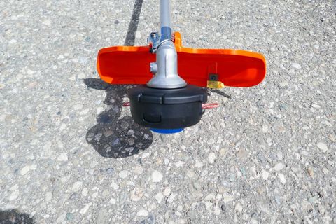 [3600-7171924-5.jpg]