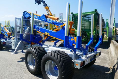 [3600-7209059-7.jpg]
