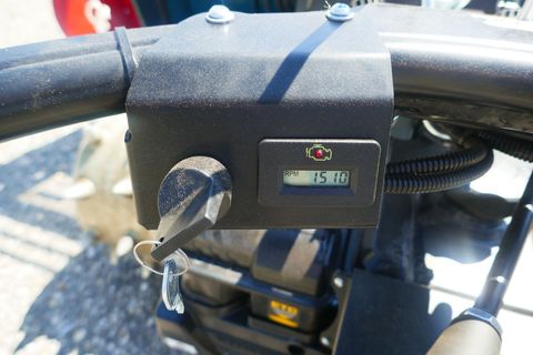 [3600-7228440-4.jpg]