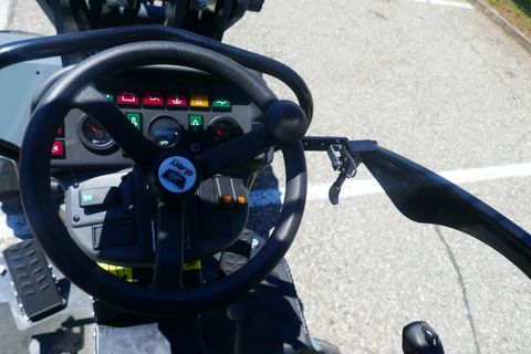 [3600-7240713-10.jpg]