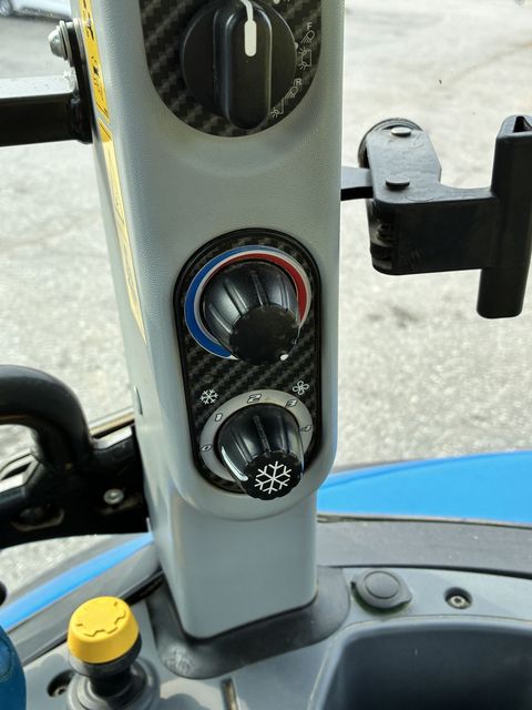 [3600-7307061-12.jpg]