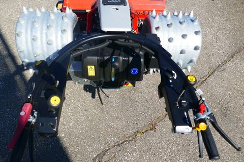 [3600-7310792-6.jpg]