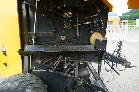 [3600-7327960-4.jpg]